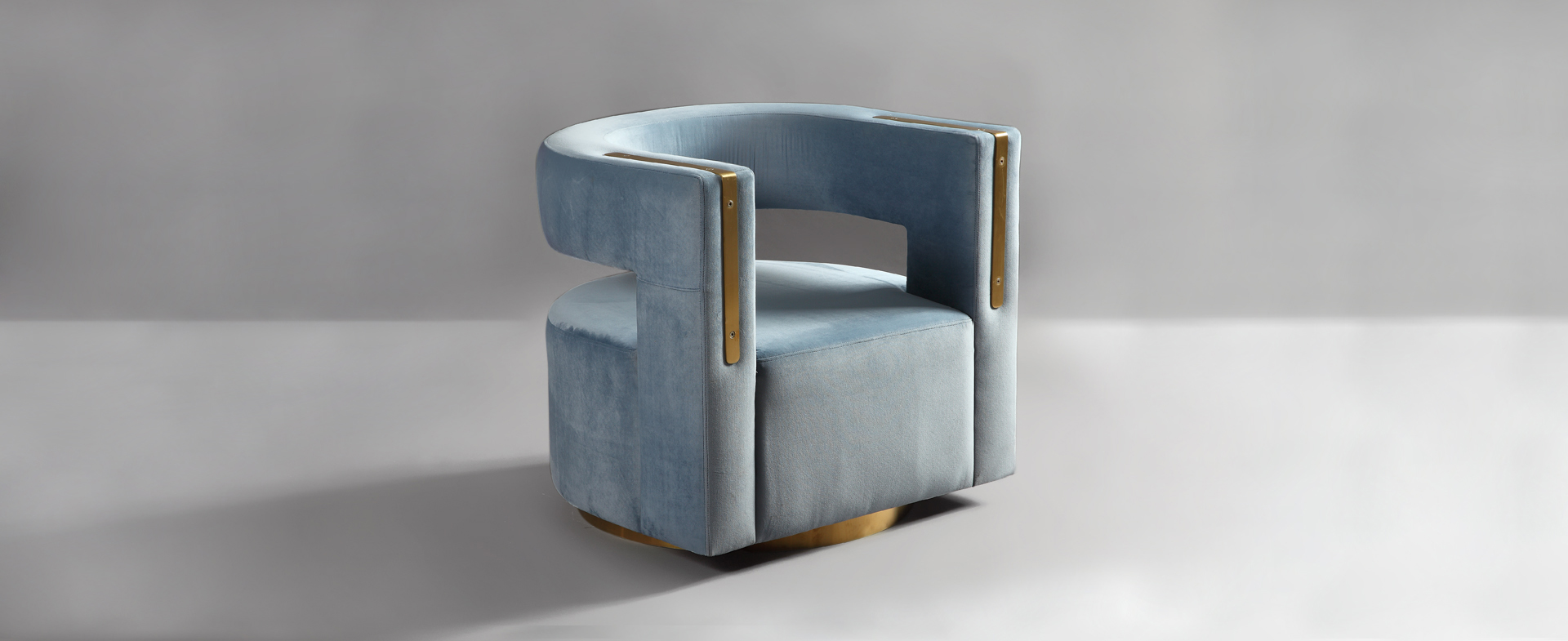 BARDIA REZA'I TUB CHAIR